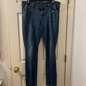 Old Navy Jesns. Size 10L. Flirt